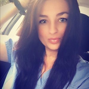 Meet your Posher, Tabitha